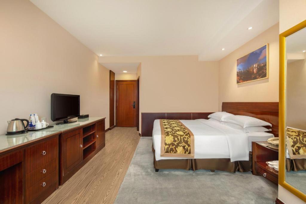 Jinrong International Hotel Shanghai Bagian luar foto