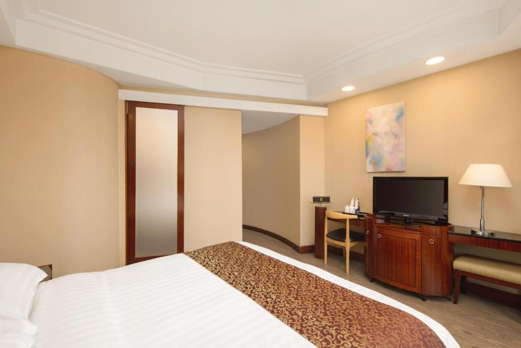 Jinrong International Hotel Shanghai Bagian luar foto