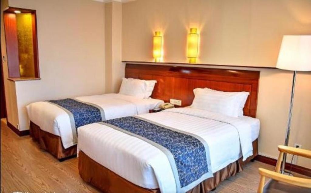 Jinrong International Hotel Shanghai Bagian luar foto