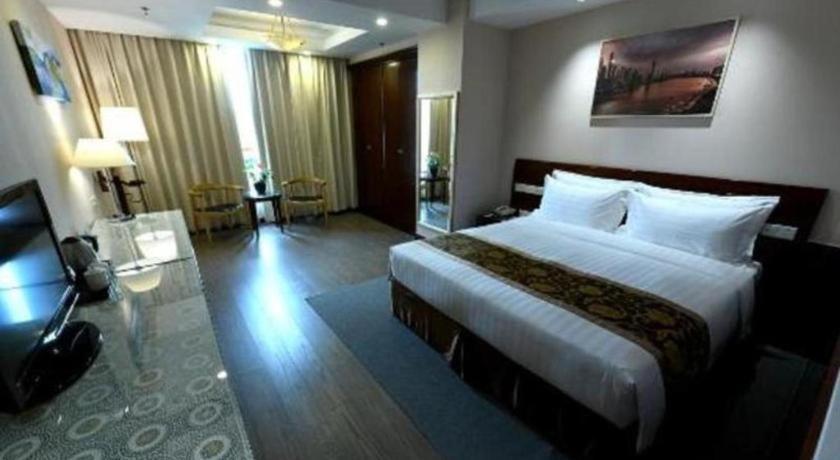 Jinrong International Hotel Shanghai Bagian luar foto