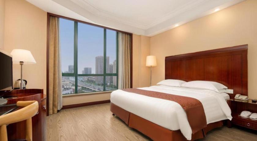Jinrong International Hotel Shanghai Bagian luar foto