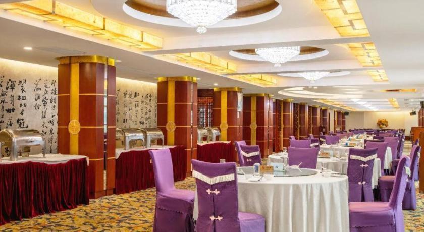Jinrong International Hotel Shanghai Bagian luar foto